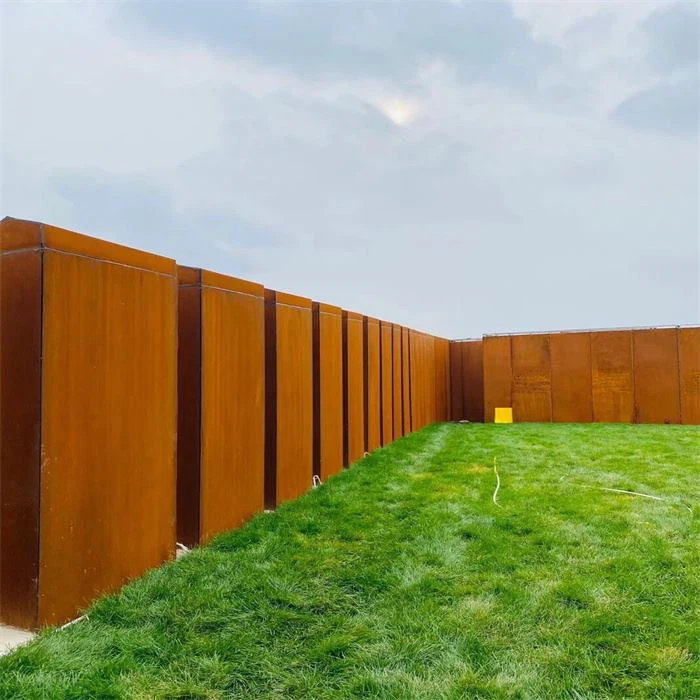 Weather-Resistant Steel Fence Customization